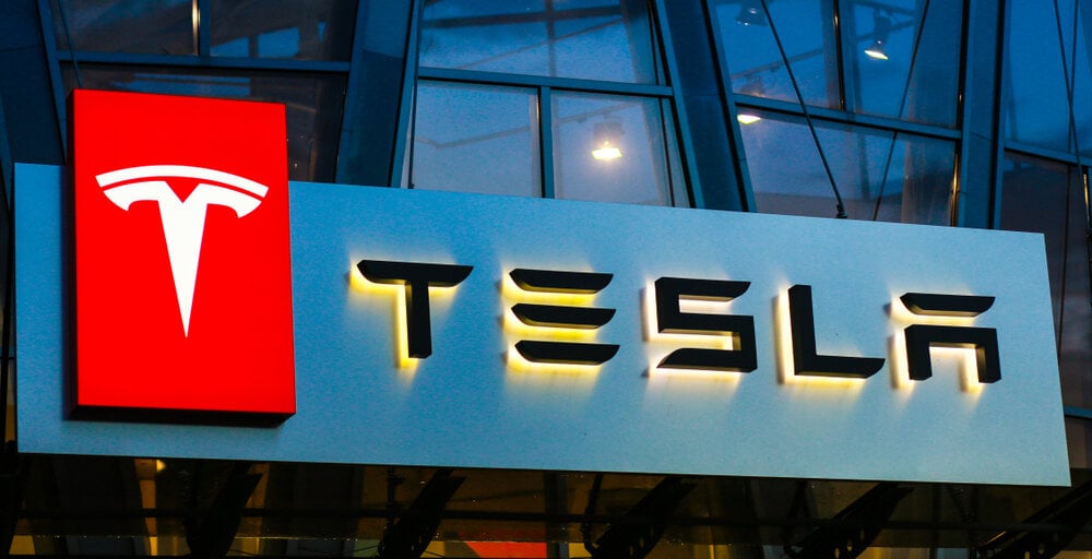 Tesla Revalues Bitcoin Holdings Under New Accounting Rules, Reports $600M Gain in Q4